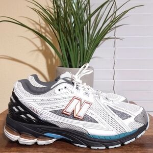 SOLD🟠🟠🟠🟠🟠🟠New Balance 1906R red black copper men's sz 11 EU 45